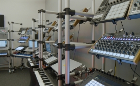 プロダクションスタジオ